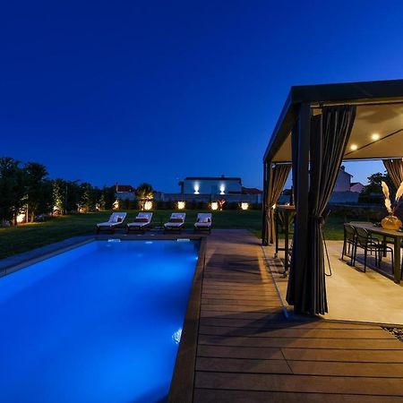 Villa Topaz ザトン エクステリア 写真